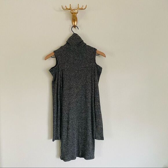 SILENCE & Noise Cold Shoulder Mock Neck Dress Med - Picture 5 of 8